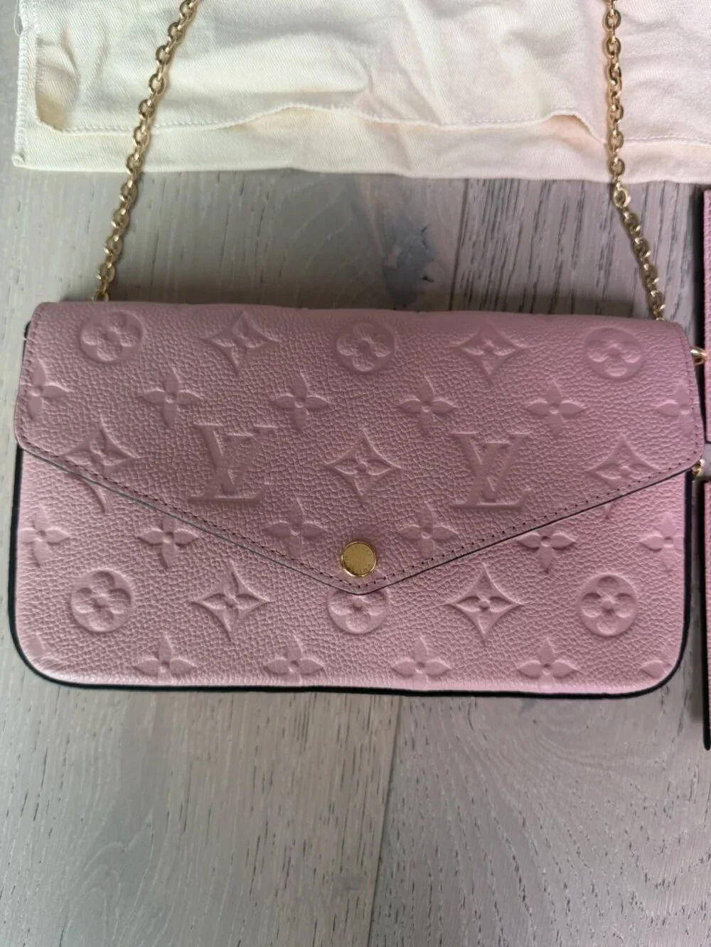 Louis Vuitton Pochette Félicie Monogram Empreinte Rose Poudre
